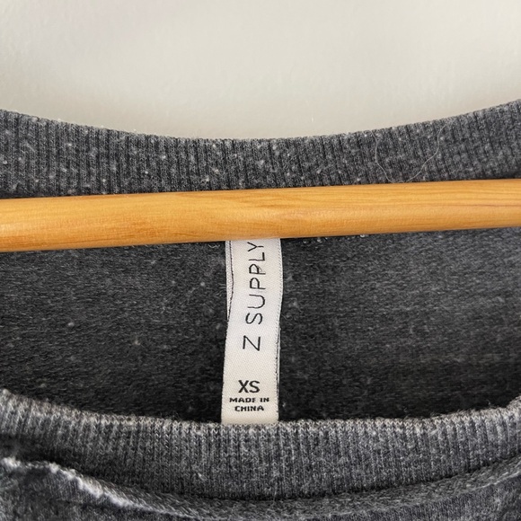 Z Supply Charcoal Grey Oversized Long Sleeve With Open Sides Size XS - Picture 4 of 8